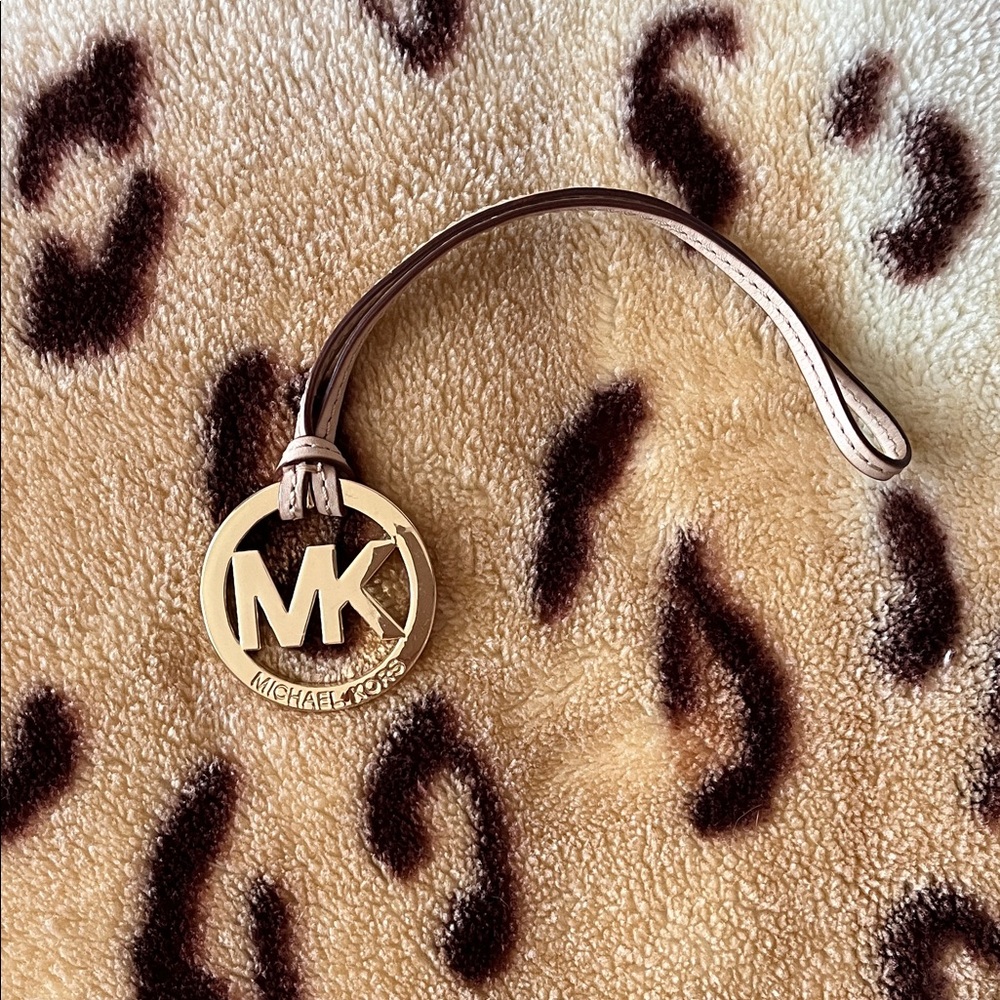 Michael Kors Gold Logo charm